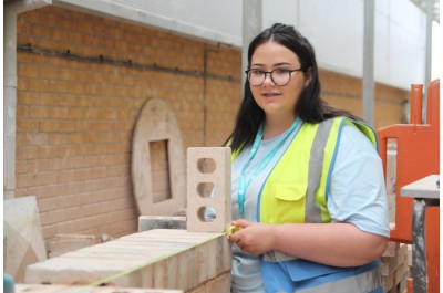 A 'fantastic role model' for females in the construction sector