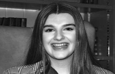 Harriet secures HR Apprenticeship with national award winning HR Consultancy.