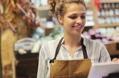 Amazon announces 10,000 new permanent jobs and multi-million pound training programme to boost the UK economy